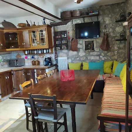 Metaxas House * Mikros Gialos