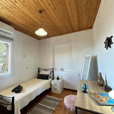 Holiday home Metaxas House Mikros Gialos